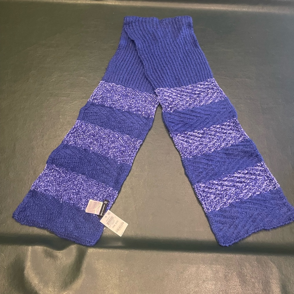 INC scarf. NWT.